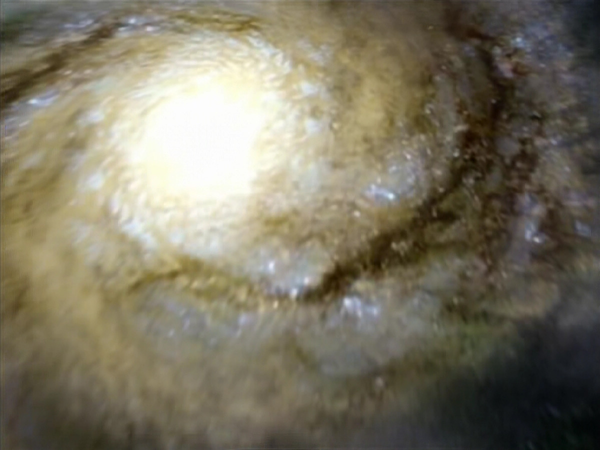 extant_StarTrek_VOY_4x08-YearOfHellPart1_00278.jpg