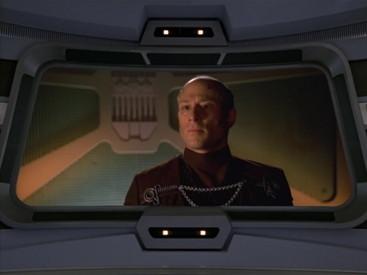 extant_StarTrek_VOY_4x08-YearOfHellPart1_00521.jpg