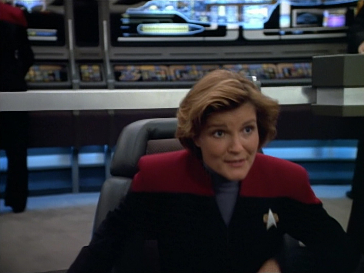 extant_StarTrek_VOY_4x08-YearOfHellPart1_00586.jpg
