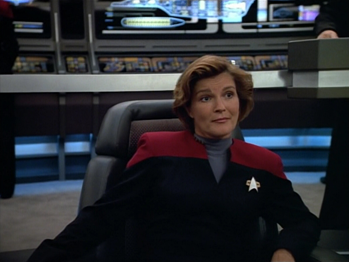 extant_StarTrek_VOY_4x08-YearOfHellPart1_00587.jpg
