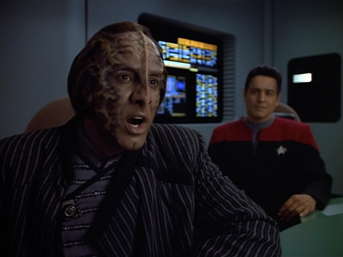 extant_StarTrek_VOY_4x08-YearOfHellPart1_00625.jpg