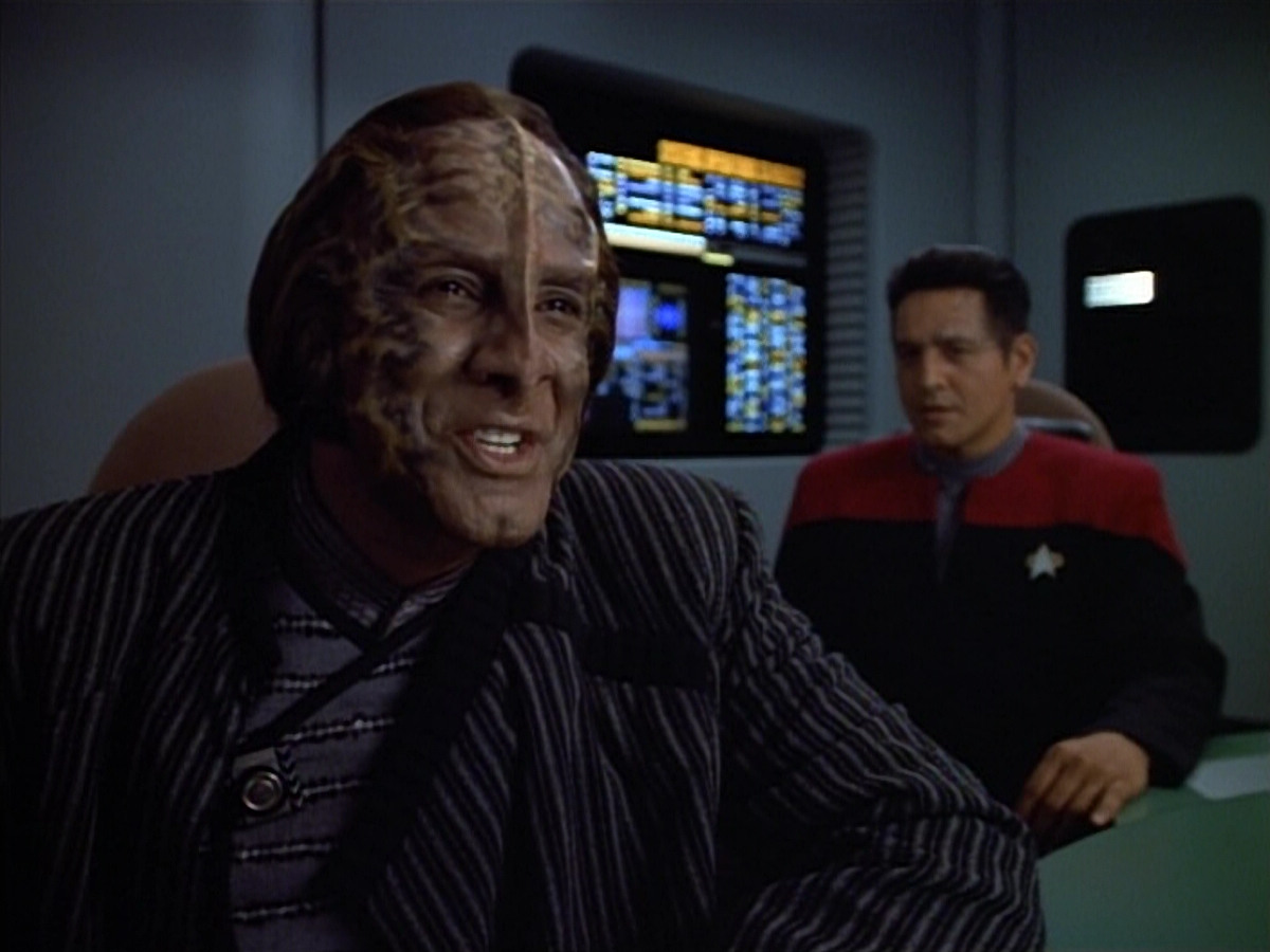 extant_StarTrek_VOY_4x08-YearOfHellPart1_00640.jpg
