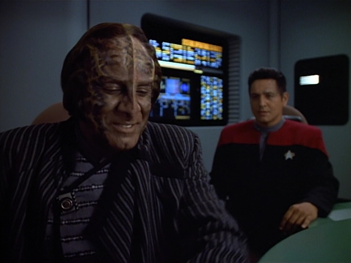 extant_StarTrek_VOY_4x08-YearOfHellPart1_00646.jpg