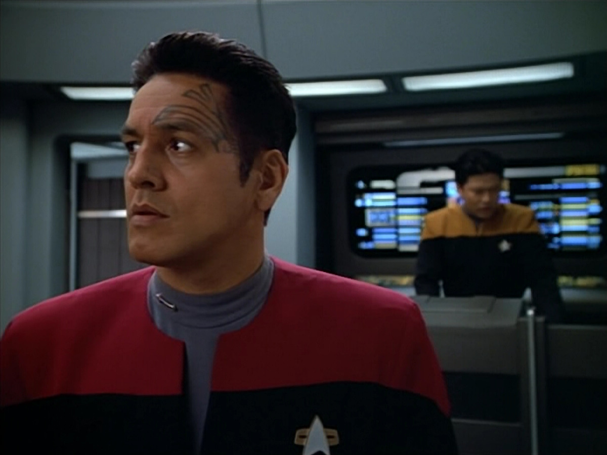 extant_StarTrek_VOY_4x08-YearOfHellPart1_00706.jpg