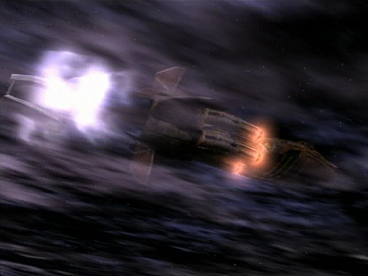 extant_StarTrek_VOY_4x08-YearOfHellPart1_00743.jpg
