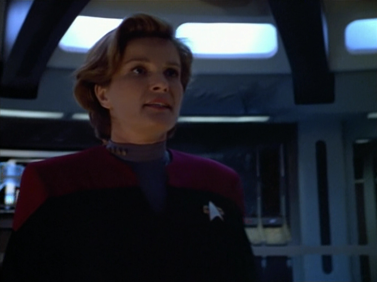 extant_StarTrek_VOY_4x08-YearOfHellPart1_00780.jpg