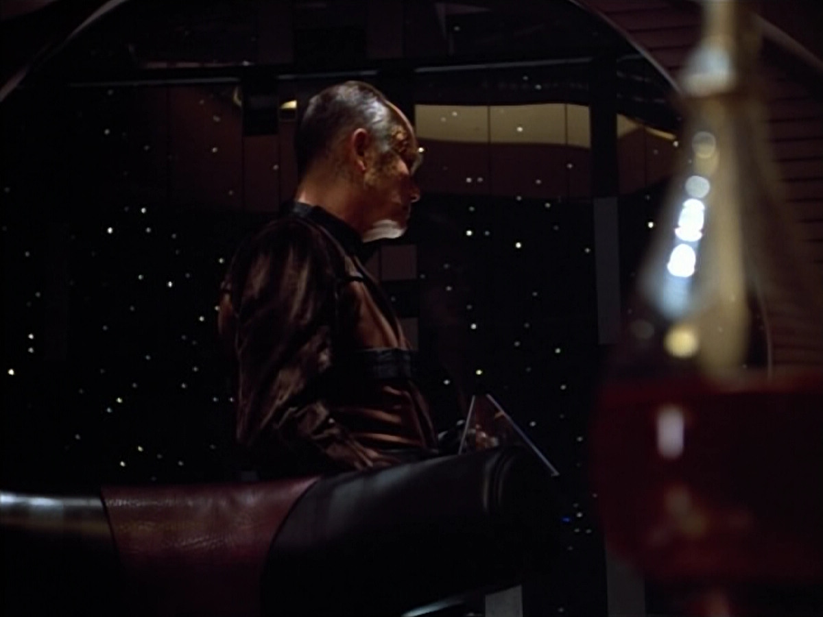 extant_StarTrek_VOY_4x08-YearOfHellPart1_00999.jpg