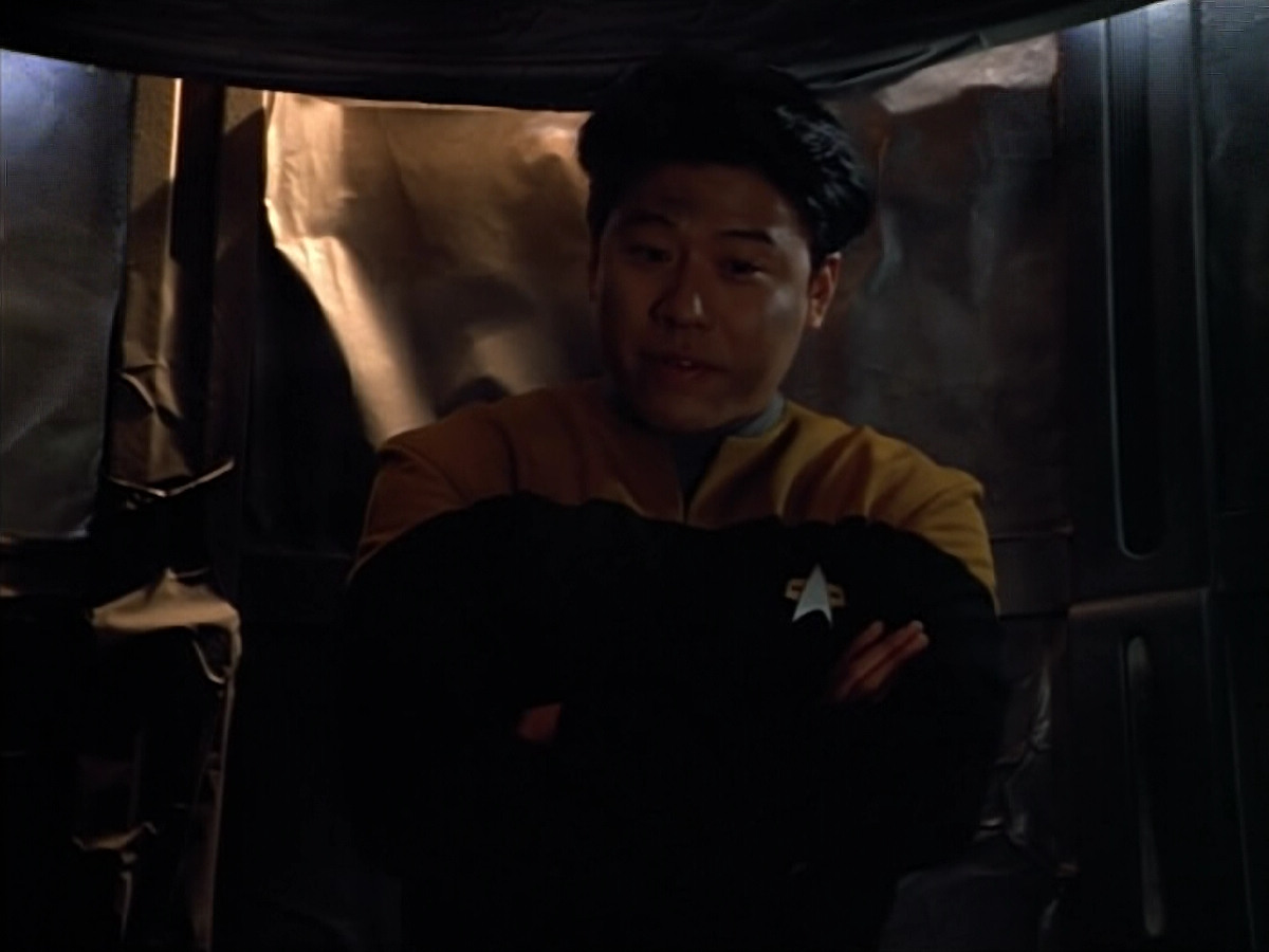 extant_StarTrek_VOY_4x08-YearOfHellPart1_01744.jpg