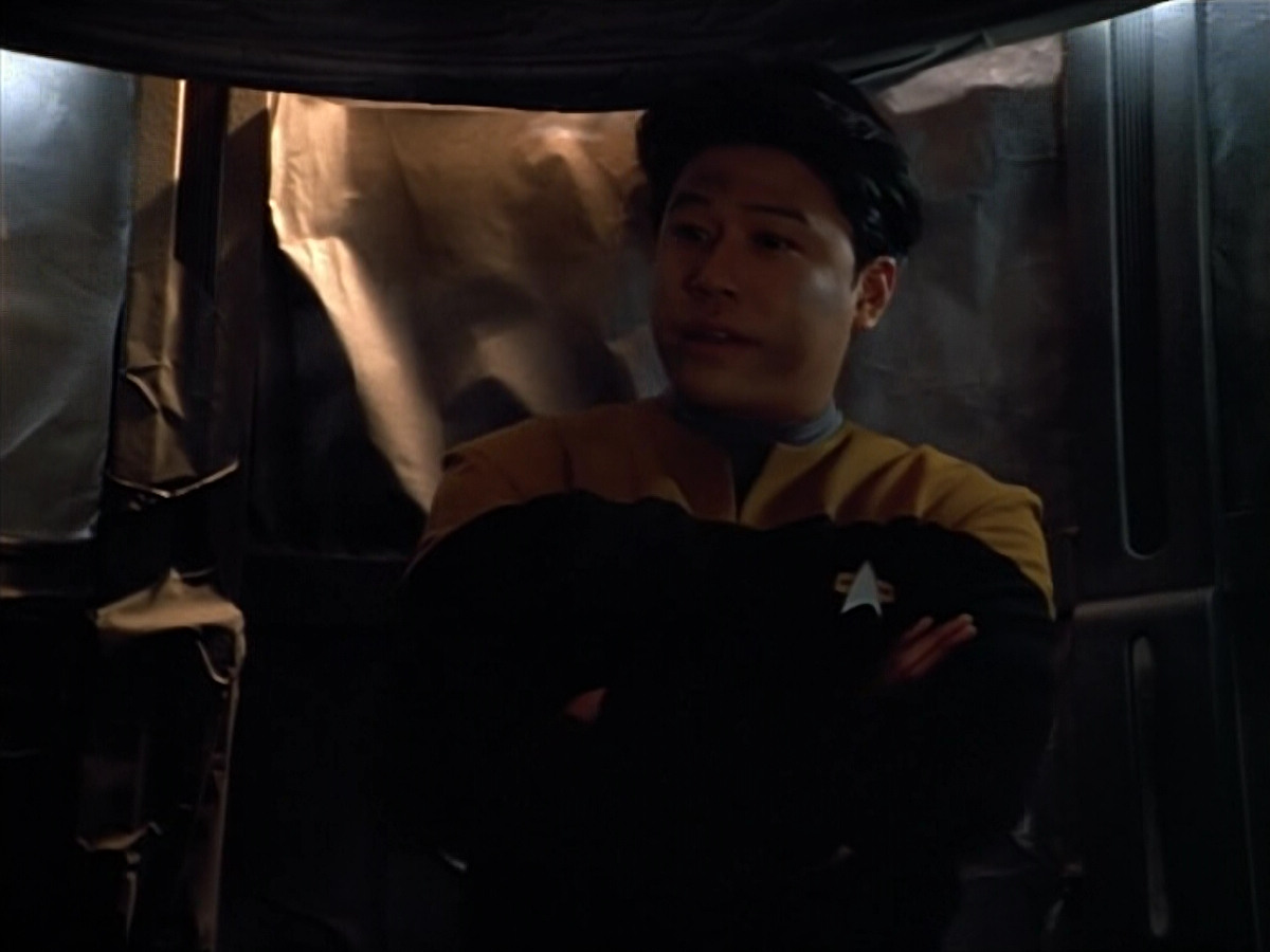 extant_StarTrek_VOY_4x08-YearOfHellPart1_01746.jpg