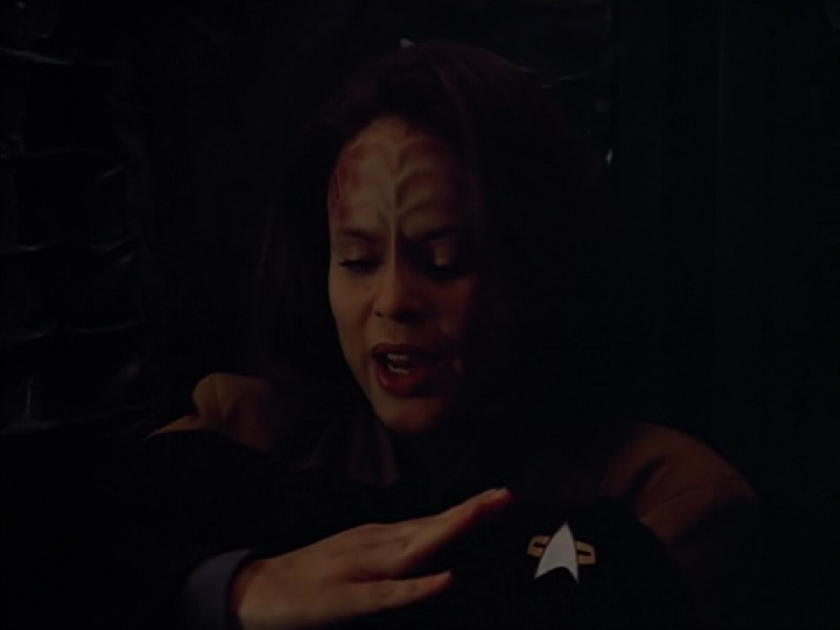extant_StarTrek_VOY_4x08-YearOfHellPart1_01876.jpg
