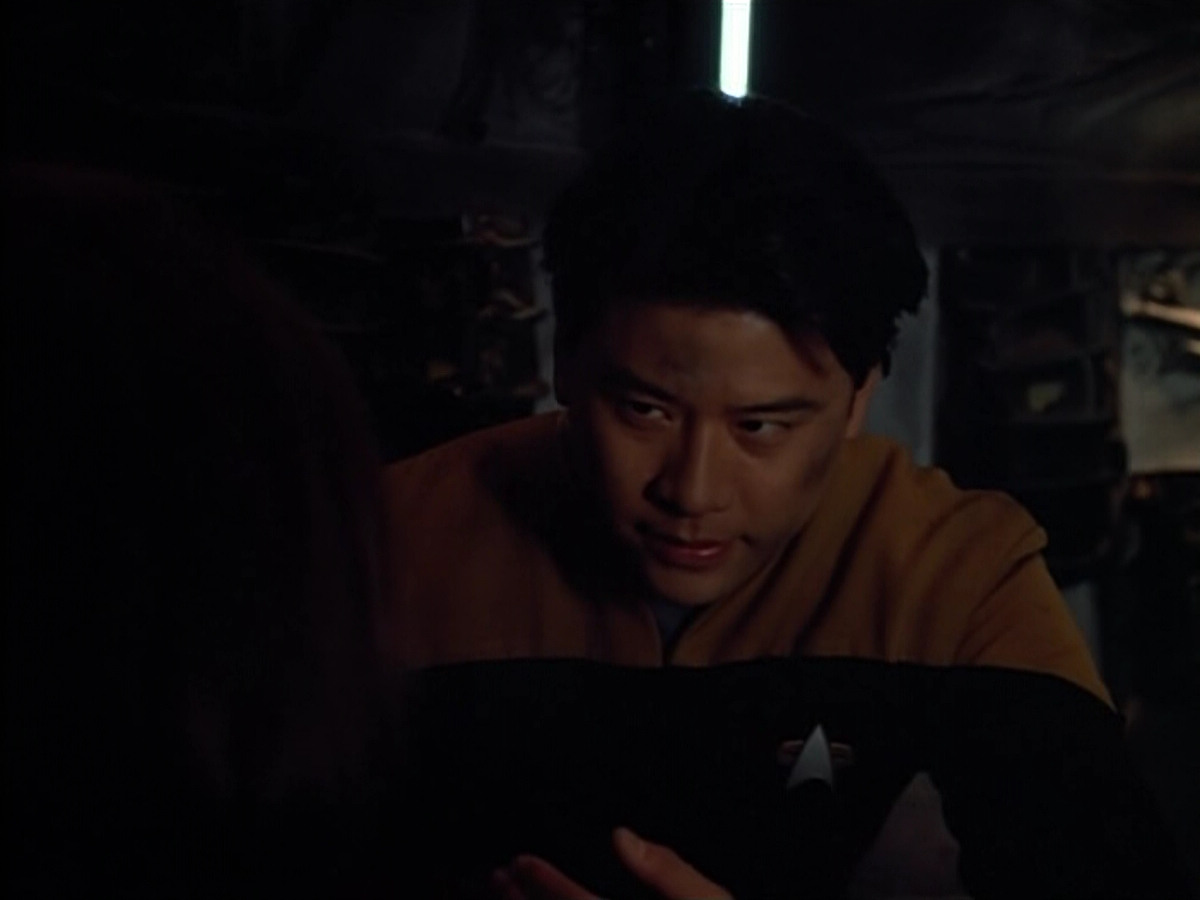 extant_StarTrek_VOY_4x08-YearOfHellPart1_01885.jpg