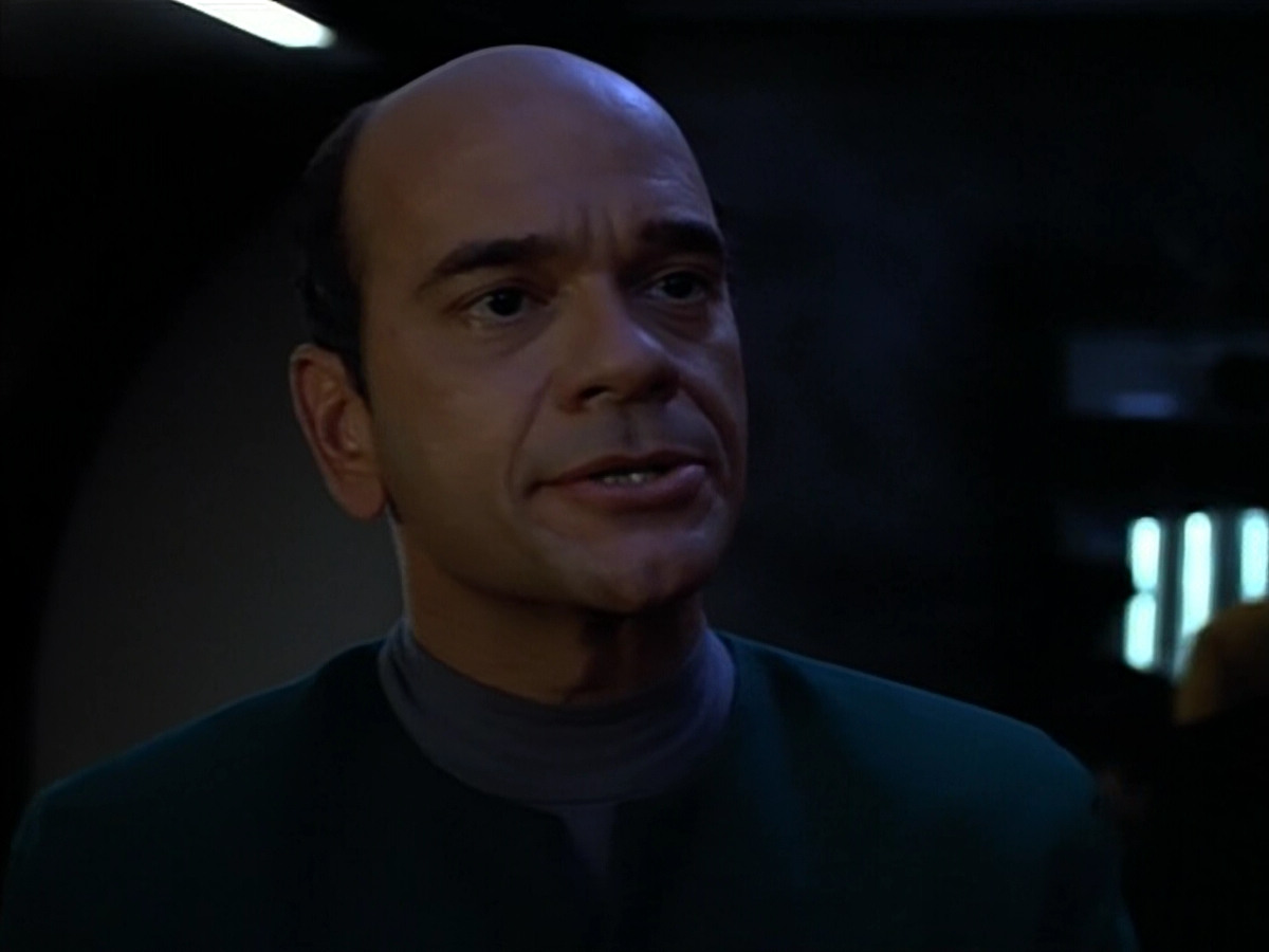 extant_StarTrek_VOY_4x08-YearOfHellPart1_02277.jpg