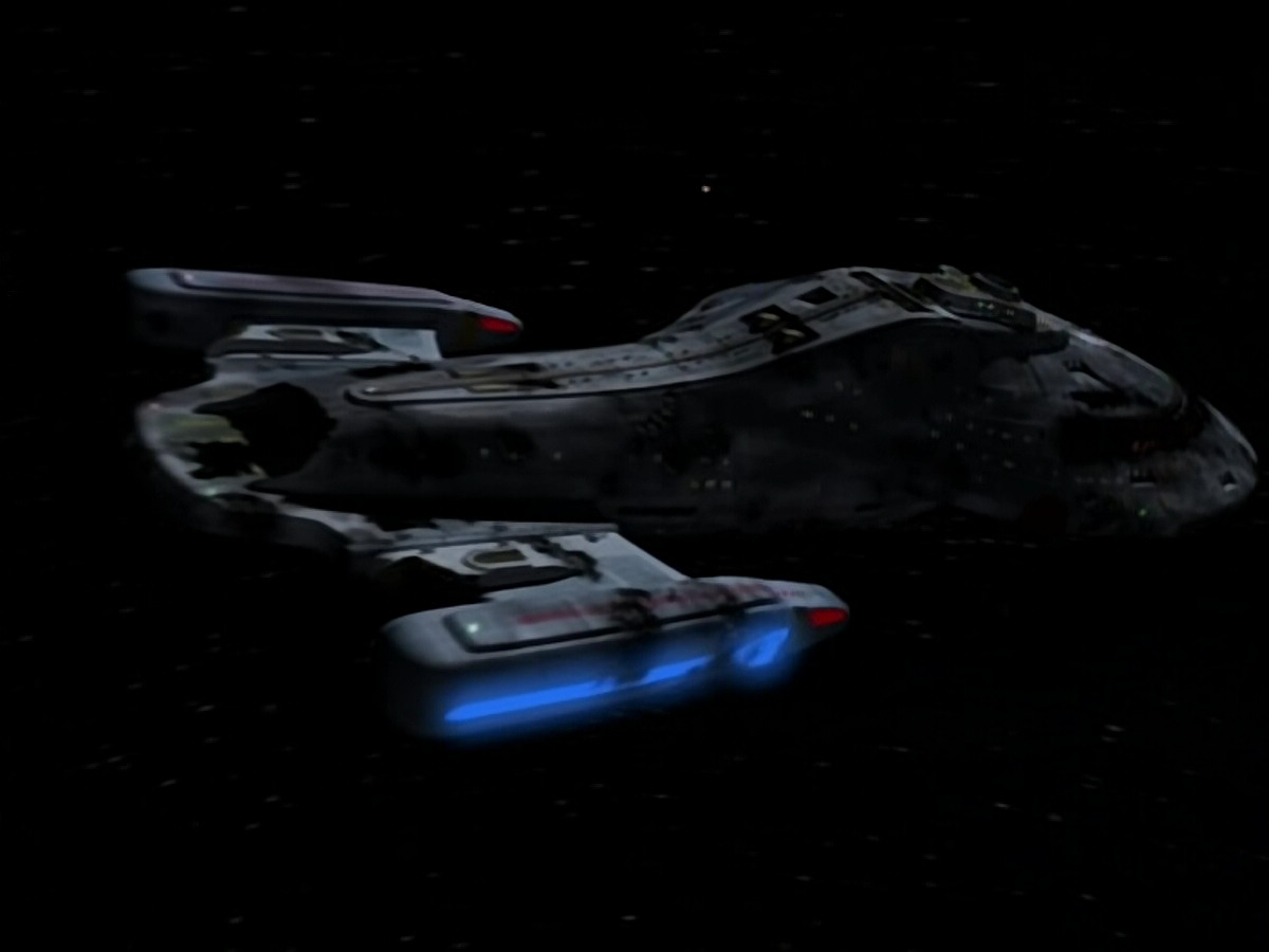 extant_StarTrek_VOY_4x08-YearOfHellPart1_02866.jpg