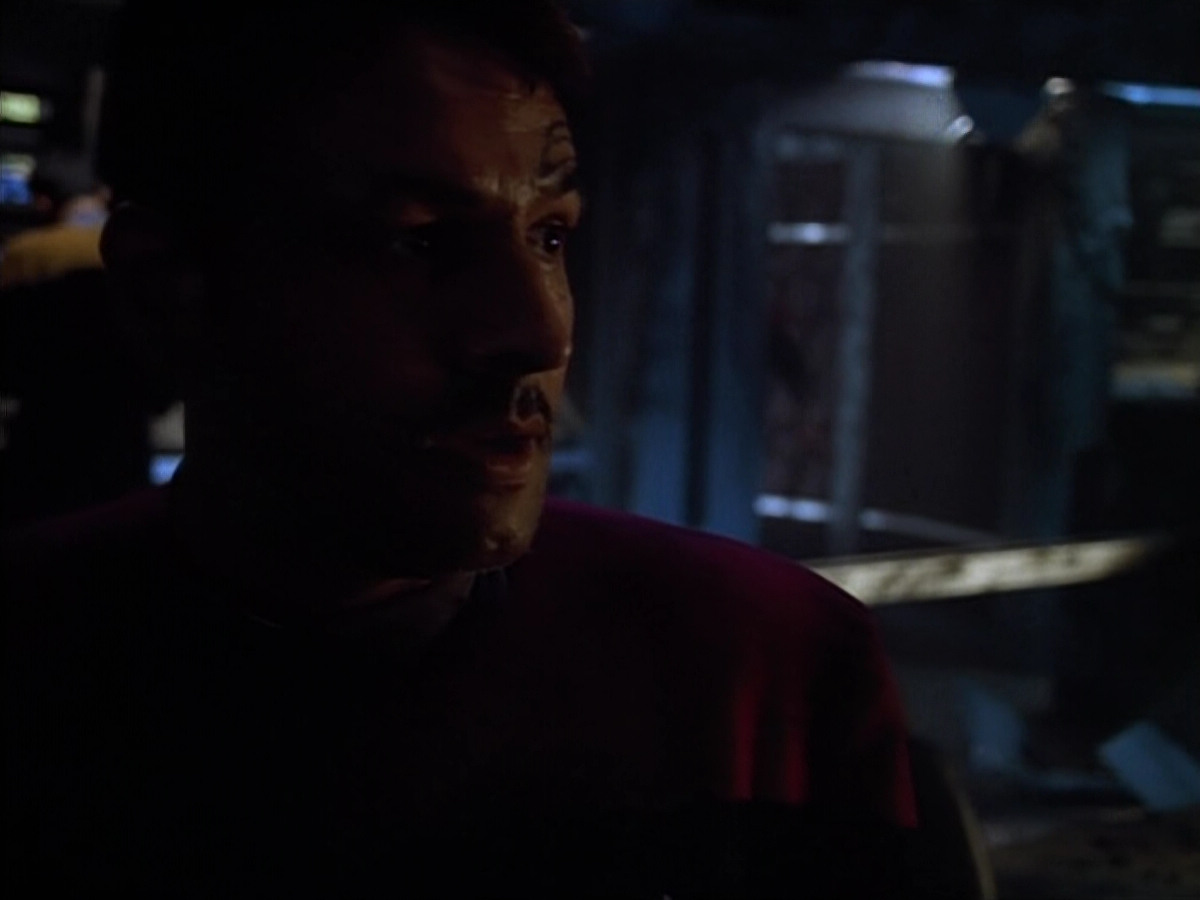 extant_StarTrek_VOY_4x08-YearOfHellPart1_03168.jpg