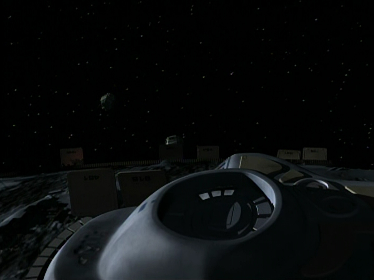 extant_StarTrek_VOY_4x09-YearOfHellPart2_00085.jpg