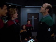 extant_StarTrek_VOY_4x08-YearOfHellPart1_00437.jpg