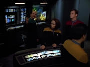 extant_StarTrek_VOY_4x08-YearOfHellPart1_00454.jpg