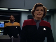 extant_StarTrek_VOY_4x08-YearOfHellPart1_00559.jpg