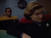 extant_StarTrek_VOY_4x08-YearOfHellPart1_00665.jpg