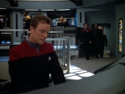 extant_StarTrek_VOY_4x08-YearOfHellPart1_00671.jpg