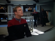 extant_StarTrek_VOY_4x08-YearOfHellPart1_00672.jpg