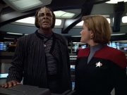extant_StarTrek_VOY_4x08-YearOfHellPart1_00683.jpg