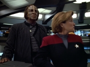 extant_StarTrek_VOY_4x08-YearOfHellPart1_00693.jpg