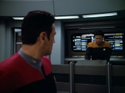 extant_StarTrek_VOY_4x08-YearOfHellPart1_00695.jpg
