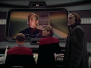 extant_StarTrek_VOY_4x08-YearOfHellPart1_00698.jpg