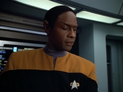 extant_StarTrek_VOY_4x08-YearOfHellPart1_00704.jpg