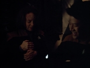 Filename=extant_StarTrek_VOY_4x08-YearOfHellPart1_01798.jpg
Filesize=82KiB
Dimensions=1200x900
Date added=Aug 31, 2019 extant_StarTrek_VOY_4x08-YearOfHellPart1_01798.jpg