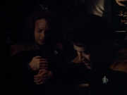 Filename=extant_StarTrek_VOY_4x08-YearOfHellPart1_01799.jpg
Filesize=77KiB
Dimensions=1200x900
Date added=Aug 31, 2019 extant_StarTrek_VOY_4x08-YearOfHellPart1_01799.jpg