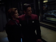 extant_StarTrek_VOY_4x08-YearOfHellPart1_01968.jpg