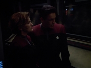 extant_StarTrek_VOY_4x08-YearOfHellPart1_01973.jpg