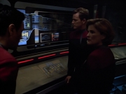 extant_StarTrek_VOY_4x08-YearOfHellPart1_01986.jpg
