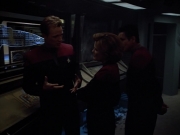 extant_StarTrek_VOY_4x08-YearOfHellPart1_02002.jpg