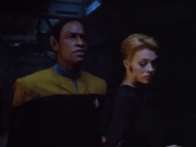 extant_StarTrek_VOY_4x08-YearOfHellPart1_02706.jpg