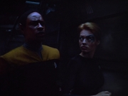 extant_StarTrek_VOY_4x08-YearOfHellPart1_02707.jpg