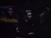 extant_StarTrek_VOY_4x08-YearOfHellPart1_02714.jpg
