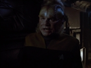 extant_StarTrek_VOY_4x08-YearOfHellPart1_02723.jpg