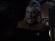 extant_StarTrek_VOY_4x08-YearOfHellPart1_02727.jpg