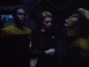 extant_StarTrek_VOY_4x08-YearOfHellPart1_02737.jpg