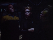 extant_StarTrek_VOY_4x08-YearOfHellPart1_02741.jpg