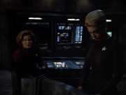 extant_StarTrek_VOY_4x08-YearOfHellPart1_03255.jpg
