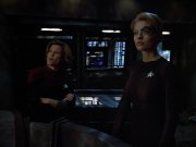 extant_StarTrek_VOY_4x08-YearOfHellPart1_03277.jpg