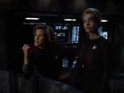 extant_StarTrek_VOY_4x08-YearOfHellPart1_03315.jpg