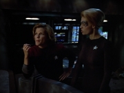extant_StarTrek_VOY_4x08-YearOfHellPart1_03324.jpg