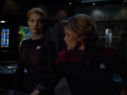 extant_StarTrek_VOY_4x08-YearOfHellPart1_03340.jpg