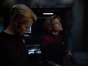 extant_StarTrek_VOY_4x08-YearOfHellPart1_03348.jpg