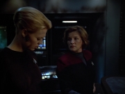 extant_StarTrek_VOY_4x08-YearOfHellPart1_03361.jpg